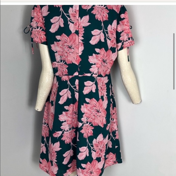 Beautiful J. CREW | Merchantile Floral Dress only wore once size 6 - Picture 5 of 6